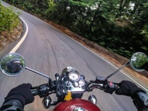Guide : Apprendre à passer les vitesses sur une moto