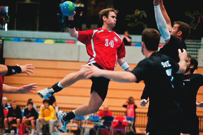 Le Temps d’un Match de Handball : Plus qu’un Simple Comptage